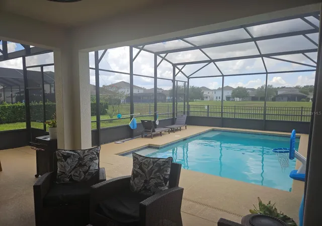 Photo 4 of Single family home for sale at 5620 Mangrove Cove Ave, Winter Garden, FL 34787 | MLS# O6436319 | Listing updated on 2026-09-30