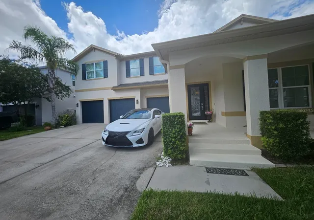 Photo 3 of Single family home for sale at 5620 Mangrove Cove Ave, Winter Garden, FL 34787 | MLS# O6436319 | Listing updated on 2026-08-25