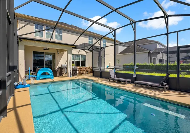 Photo 3 of Single family home for sale at 5620 Mangrove Cove Ave, Winter Garden, FL 34787 | MLS# O6436319 | Listing updated on 2026-09-30