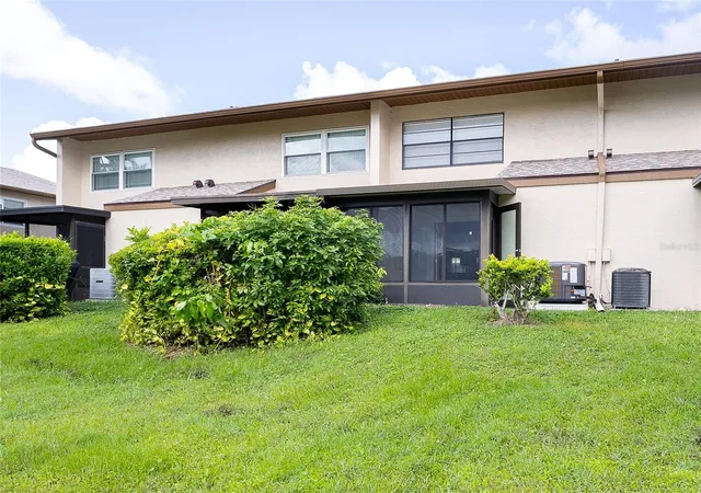 Photo 2 of Townhouse for sale at 9209 Seminole Blvd #79, Seminole, FL 33772 | MLS# TB8542130 | Listing updated on 2026-08-26