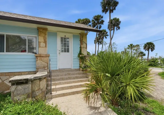 Photo 3 of Single family home for sale at 5202 Riverside Dr, Port Orange, FL 32127 | MLS# NS1089087 | Listing updated on 2026-09-25