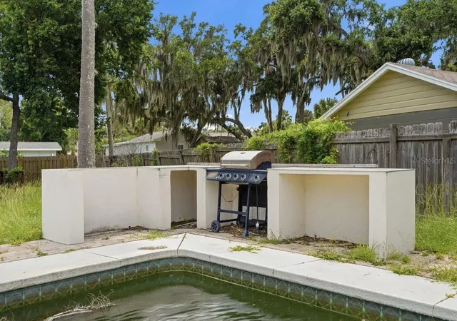 Photo 4 of Single family home for sale at 5202 Riverside Dr, Port Orange, FL 32127 | MLS# NS1089087 | Listing updated on 2026-09-25