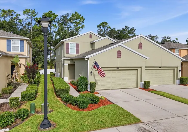 Photo 1 of Townhouse for sale at 1424 Scarlet Oak Loop, Winter Garden, FL 34787 | MLS# O6436325 | Listing updated on 2026-08-28