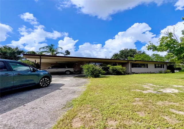 1st image of 105 Druid Hills Rd, Temple Terrace, FL 33617 | MLS# TB8542136