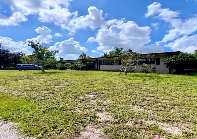 3rd image of 105 Druid Hills Rd, Temple Terrace, FL 33617 | MLS# TB8542136