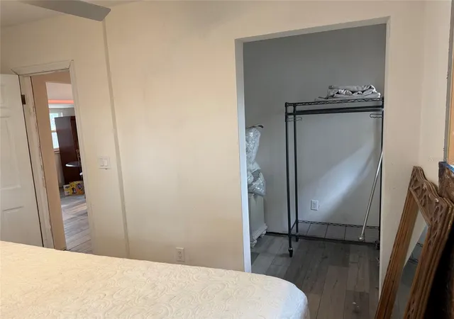 14th image of 618 15th St N, St Petersburg, FL 33705 | MLS# FC320945