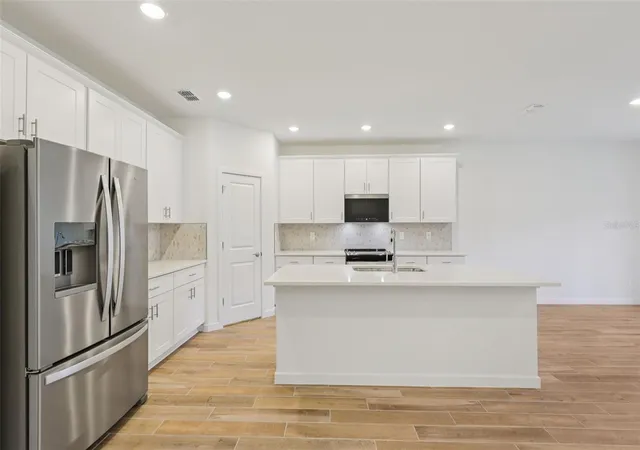 Photo 3 of Single family home for sale at 6 Garni Dr, Palm Coast, FL 32137 | MLS# TB8542142 | Listing updated on 2026-09-22