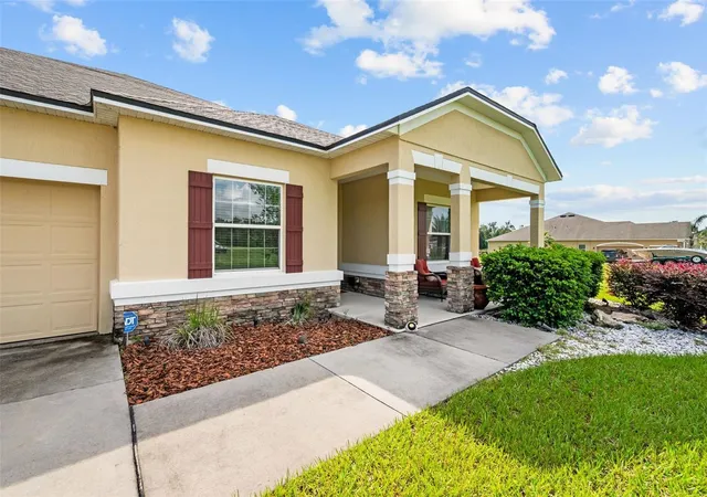 Photo 2 of Single family home for sale at 5615 Sw 215th Terrace, Newberry, FL 32669 | MLS# GC542980 | Listing updated on 2026-10-10