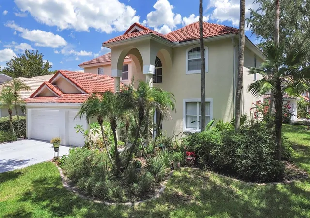 Photo 2 of Single family home for sale at 10212 Garden Alcove Dr, Tampa, FL 33647 | MLS# TB8542149 | Listing updated on 2026-08-29