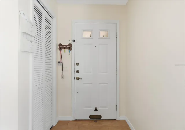 Listing Photo 4 - Condo for sale in building located at 352 NW 14th Pl, CRYSTAL RIVER, FL 34428 - Unit #26