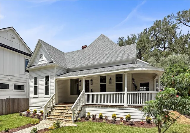 Photo 1 of Single family home for sale at 317 W Frances Ave, Tampa, FL 33602 | MLS# TB8542159 | Listing updated on 2026-08-30