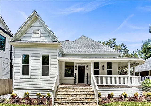 Photo 2 of Single family home for sale at 317 W Frances Ave, Tampa, FL 33602 | MLS# TB8542159 | Listing updated on 2026-08-30
