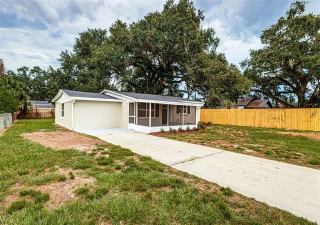 Photo 1 of Single family home for sale at 2530 Idlewild St, Lakeland, FL 33801 | MLS# L4964529 | Listing updated on 2026-09-08