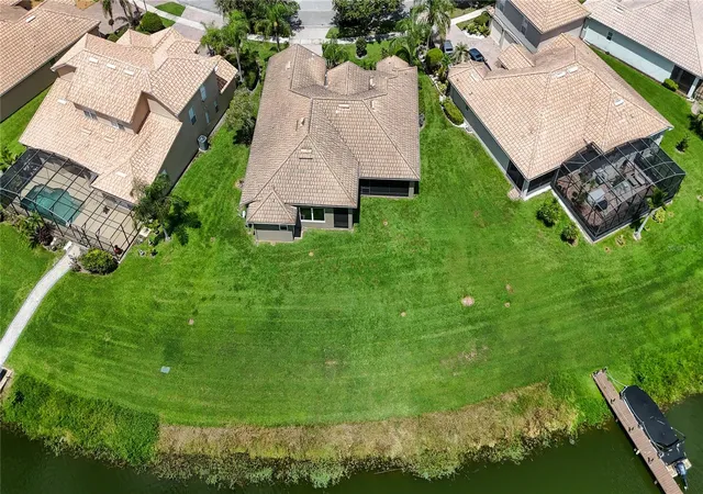 Photo 2 of Single family home for sale at 3553 Somerset Cir, Kissimmee, FL 34746 | MLS# O6436346 | Listing updated on 2026-09-05