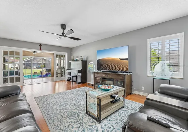 Photo 4 of Single family home for sale at 1665 Golfside Village Blvd, Apopka, FL 32712 | MLS# O6436348 | Listing updated on 2026-09-05