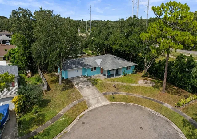 Photo 2 of Single family home for sale at 505 Timber Ln, Tarpon Springs, FL 34689 | MLS# TB8542187 | Listing updated on 2026-09-05