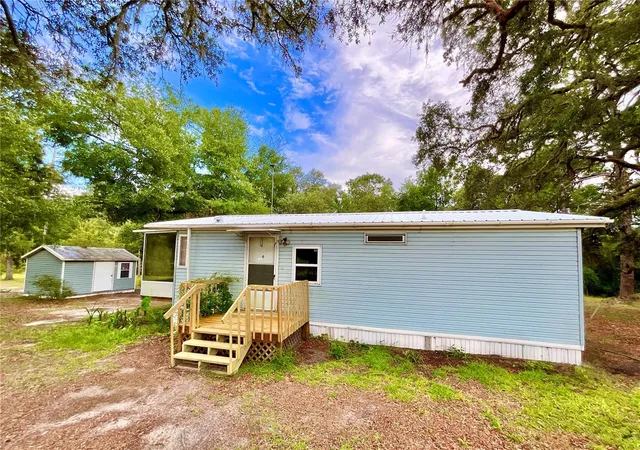 Photo 1 of Manufactured home for sale at 107 Crystal Lake Dr, Melrose, FL 32666 | MLS# GC542984 | Listing updated on 2026-08-26