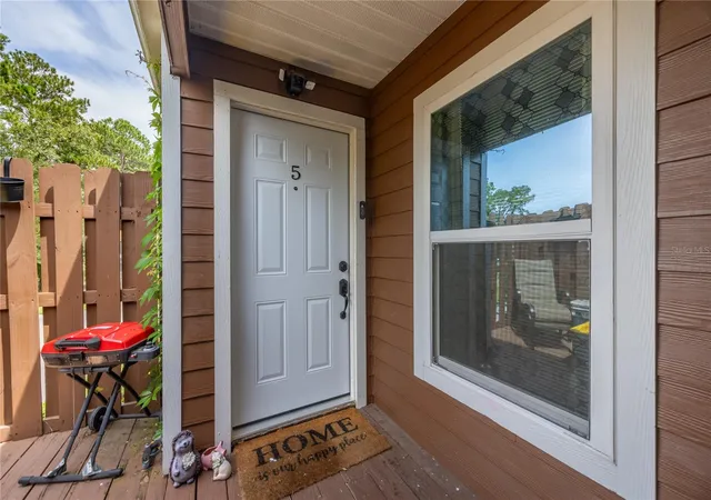 Photo 4 of Condo for sale at 3934 SW 26th Drive #5, Gainesville, FL 32608 | MLS# GC542985 | Listing updated on 2026-09-01