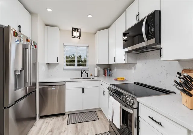 Photo 3 of Condo for sale at 4595 Chancellor St Ne #114, St Petersburg, FL 33703 | MLS# TB8542194 | Listing updated on 2026-08-26