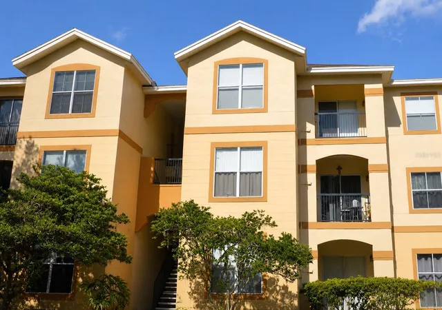 Photo 1 of Condo for sale at 5610 Pinnacle Heights Cir #309, Tampa, FL 33624 | MLS# TB8542198 | Listing updated on 2026-09-30