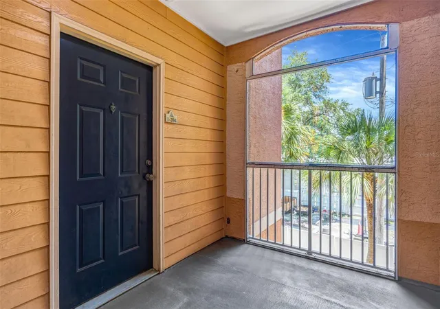 Photo 2 of Condo for sale at 5000 Culbreath Key Wy #1-204, Tampa, FL 33611 | MLS# TB8542199 | Listing updated on 2026-09-29