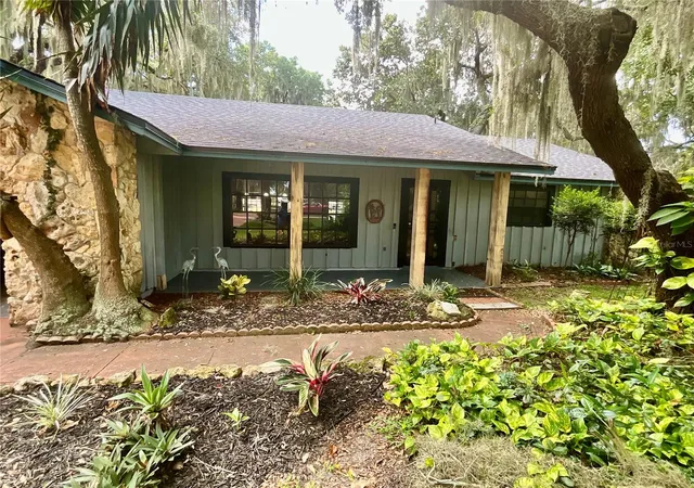 Photo 3 of Single family home for sale at 2430 W County Rd 44, Eustis, FL 32726 | MLS# G5116931 | Listing updated on 2026-09-12