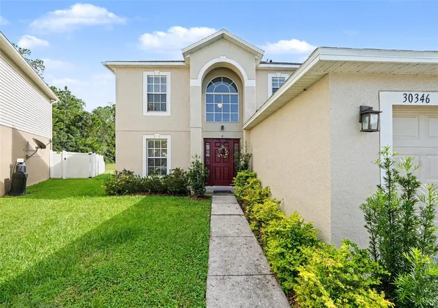 Photo 3 of Single family home for sale at 30346 Rattana Ct, Wesley Chapel, FL 33545 | MLS# TB8542203 | Listing updated on 2026-09-06