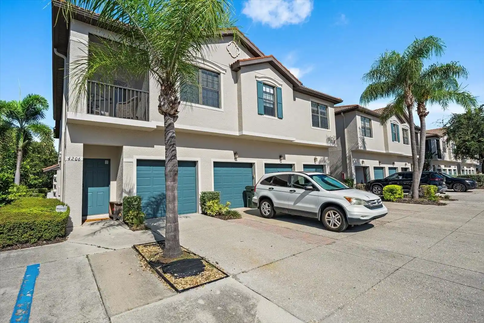 Listing Photo 1 - Condo for sale in 4206 Via Piedra Cir located at 4206 Via Piedra Cir, SARASOTA, FL 34233 - Unit #3-202