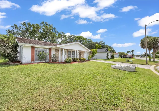 Photo 2 of Single family home for sale at 4618 Corner Ct, New Port Richey, FL 34652 | MLS# TB8542211 | Listing updated on 2026-08-29