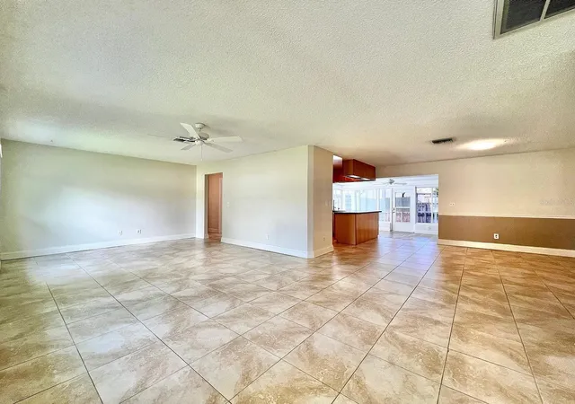 Photo 4 of Single family home for sale at 105 N Bay Hills Blvd, Safety Harbor, FL 34695 | MLS# TB8542214 | Listing updated on 2026-09-19