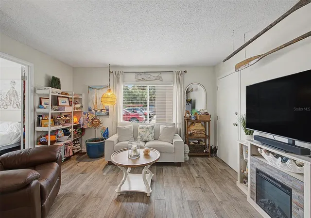 Photo 4 of Condo for sale at 2110 Gulf Blvd #6, Indian Rocks Beach, FL 33785 | MLS# TB8542216 | Listing updated on 2026-09-01