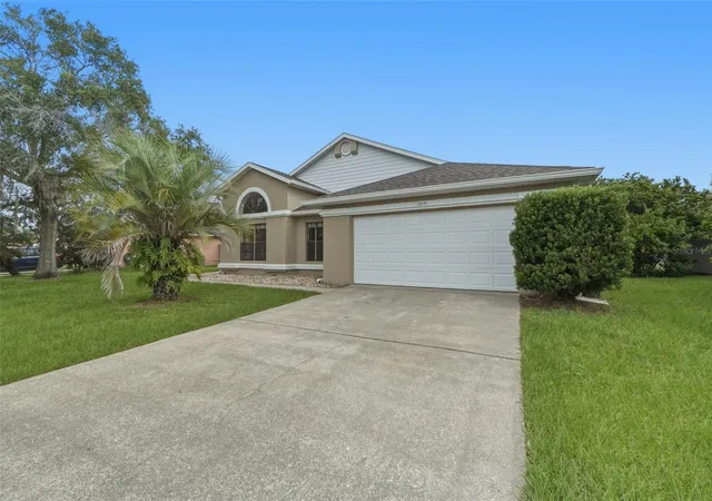 Photo 2 of Single family home for sale at 13449 Texas Woods Cir, Orlando, FL 32824 | MLS# O6436397 | Listing updated on 2026-09-21