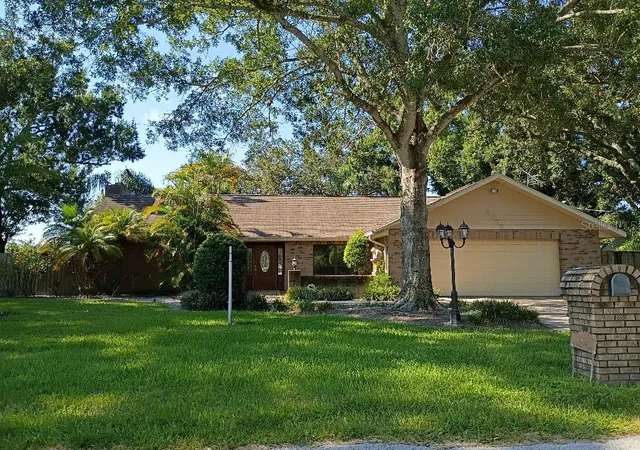 Photo 1 of Single family home for sale at 9302 W Norfolk St, Tampa, FL 33615 | MLS# TB8542221 | Listing updated on 2026-09-29
