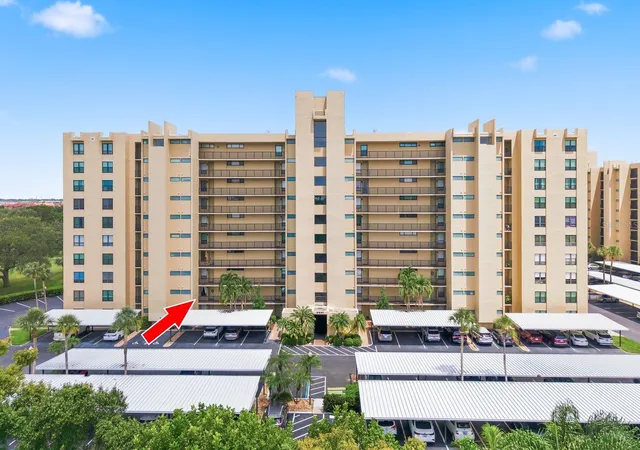 2nd image of 2621 Cove Cay Dr #203, Clearwater, FL 33760 | MLS# TB8542229