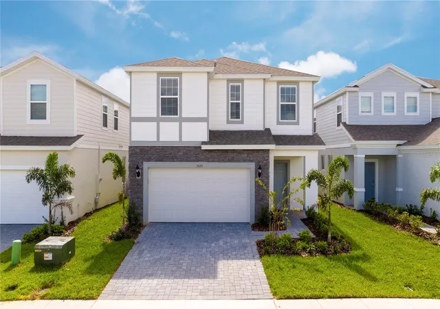 Photo 1 of Single family home for sale at 3325 Lilac Wy, Davenport, FL 33897 | MLS# A4703980 | Listing updated on 2026-08-29
