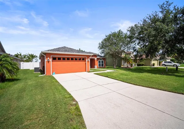Photo 2 of Single family home for sale at 4194 Banbury Cir, Parrish, FL 34219 | MLS# A4703981 | Listing updated on 2026-10-08