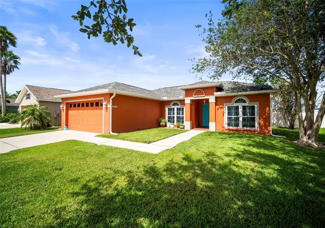 Photo 3 of Single family home for sale at 4194 Banbury Cir, Parrish, FL 34219 | MLS# A4703981 | Listing updated on 2026-10-08