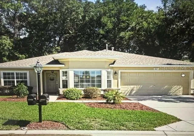 1st image of 8907 Se 141st Loop, Summerfield, FL 34491 | MLS# OM731027