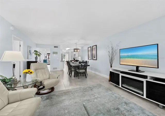 5th image of 3320 Gulf Of Mexico Dr, Longboat Key, FL 34228