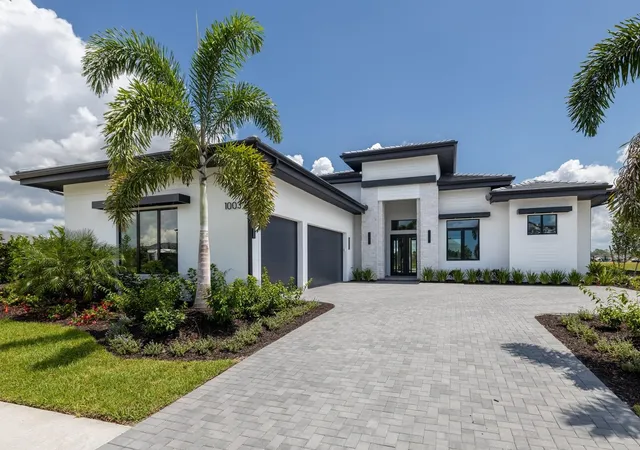 Photo 1 of Single family home for sale at 1003 Blue Shell Loop, Sarasota, FL 34240 | MLS# A4703989 | Listing updated on 2026-09-06