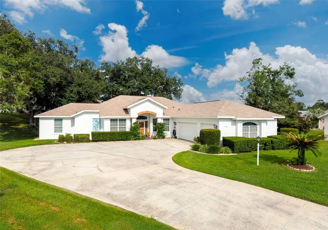 Photo 1 of Single family home for sale at 356 W Barclay Ct, Beverly Hills, FL 34465 | MLS# O6436431 | Listing updated on 2026-09-05