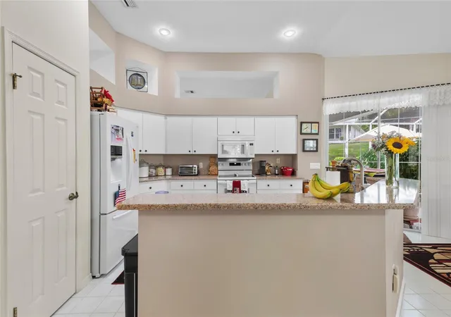 Photo 4 of Single family home for sale at 356 W Barclay Ct, Beverly Hills, FL 34465 | MLS# O6436431 | Listing updated on 2026-09-05