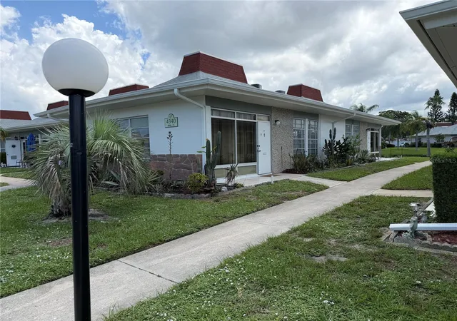Photo 2 of Condo for sale at 4340 Tahitian Gardens Cir #D, Holiday, FL 34691 | MLS# TB8542251 | Listing updated on 2026-08-28