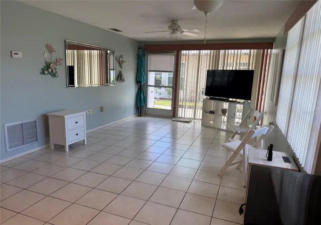 Photo 4 of Condo for sale at 4340 Tahitian Gardens Cir #D, Holiday, FL 34691 | MLS# TB8542251 | Listing updated on 2026-08-28