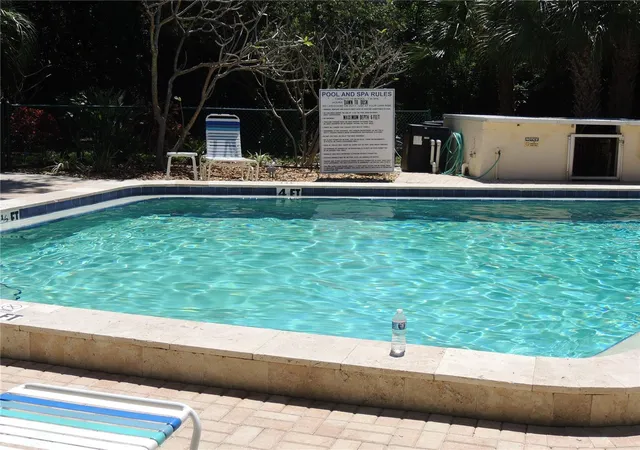 Listing Photo 2 - Condo for sale in building located at 324 Timberlake Dr, Bradenton, FL 34210 - Unit #324