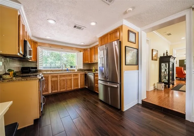 Photo 2 of Single family home for sale at 2804 Nevada Rd, Lakeland, FL 33803 | MLS# L4964542 | Listing updated on 2026-10-20