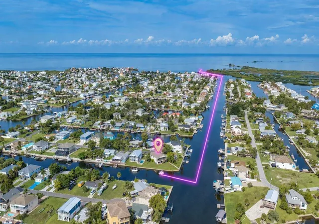 Photo 4 of Single family home for sale at 4514 Neptune Dr, Hernando Beach, FL 34607 | MLS# W7888889 | Listing updated on 2026-10-17