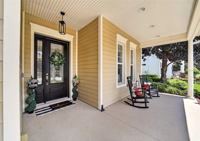 Photo 3 of Single family home for sale at 4713 Se 28Th St, Ocala, FL 34480 | MLS# OM731034 | Listing updated on 2026-10-28