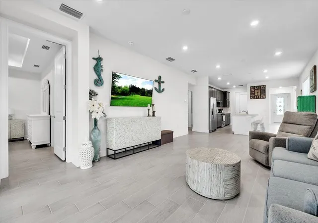 Photo 4 of Single family home for sale at 7538 Summerland Cvs, Lakewood Ranch, FL 34202 | MLS# C7529966 | Listing updated on 2026-10-27