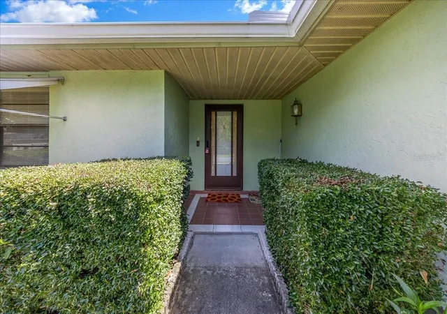 Photo 2 of Single family home for sale at 17371 Sw 26th Terrace Rd, Ocala, FL 34473 | MLS# OM731037 | Listing updated on 2026-10-01